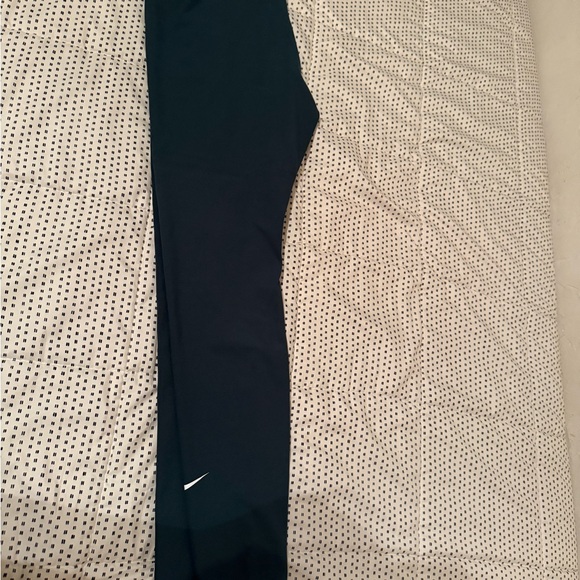 Nike Kids Dark Blue Leggings - Picture 1 of 4
